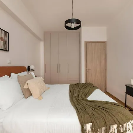 Koukaki 2br By Upstreet Apartment *
