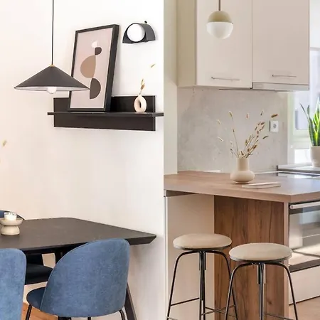 Koukaki 2br By Upstreet Apartment